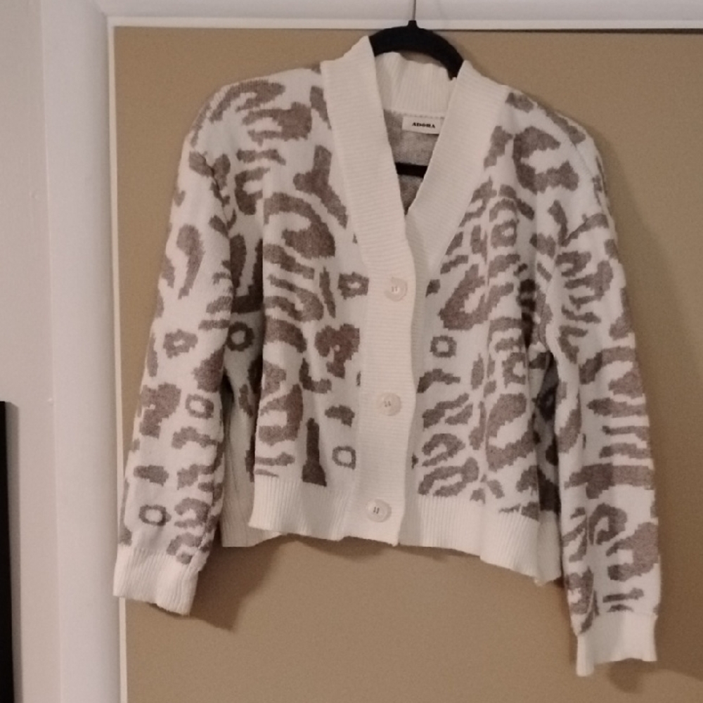 Adora Cardigan Sweater Size Large